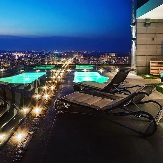 아파트 Vip 2 Rooms 75M2 Center Of Obolon Near River Side 키예프