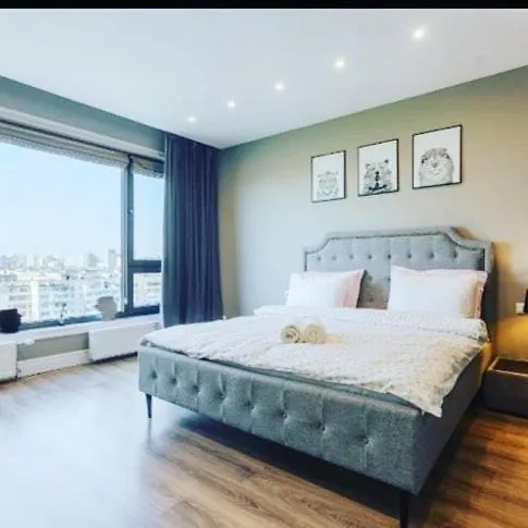 Vip 2 Rooms 75M2 Center Of Obolon Near River Side 키예프
